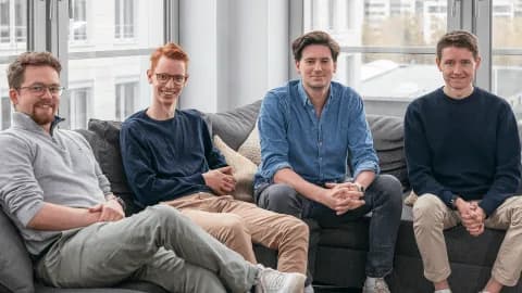 The four Knowunity founders on a sofa