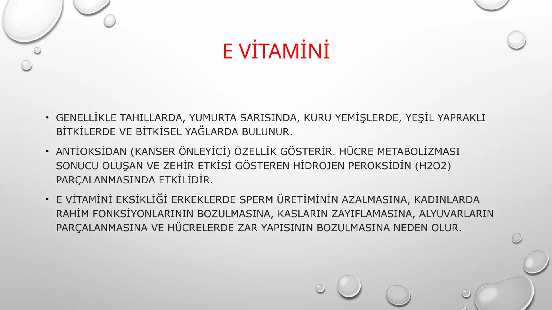 VİTAMİNLER GENEL ÖZELLİKLERİ
•
1. VİTAMİNLERİN HEPSİNİN YAPISINDA C, H VE O ATOMLARI BULUNUR, BAZILARI AZOT (N) İÇEREBİLİR. (SUDA ÇÖZÜNEN Vİ