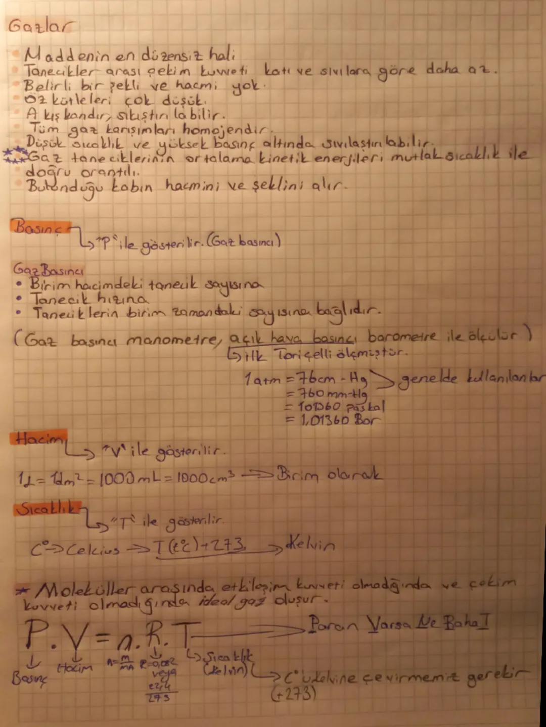 Gazlar
Maddenin en düzensiz hali
Tanecikler arası çekim kuweti katı ve sıvılara göre
Belirli bir şekli ve hacmi yok.
Oz kütleleri çok düşük.