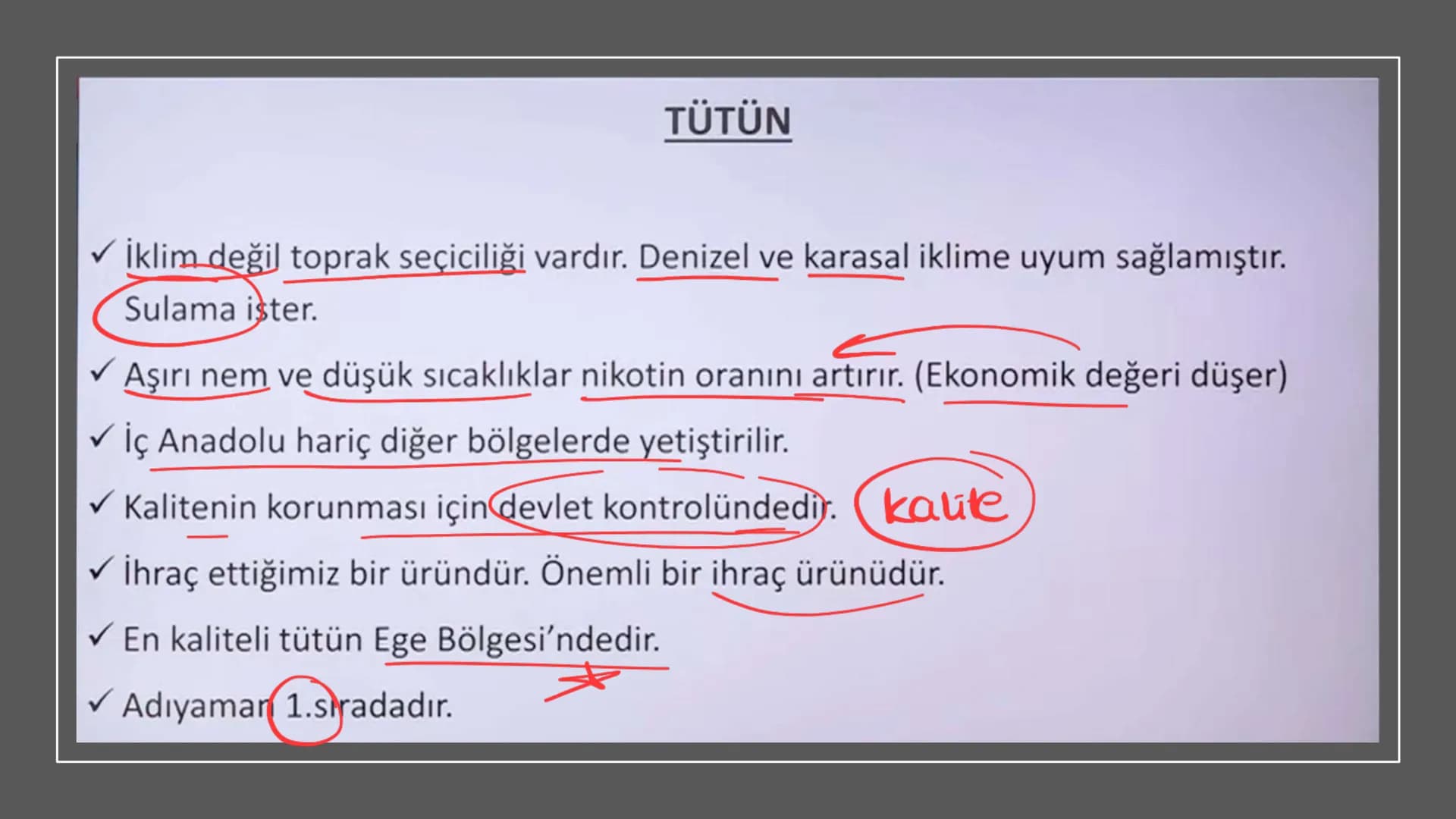 TÜRKİYE'DE TARIM Tarım Tipleri
▸ Ekstansif Tarım
eski tarım
geleneksel, kaba, eski tarım
İklim koşullarına bağlıdır ve verim düşüktür
Genell