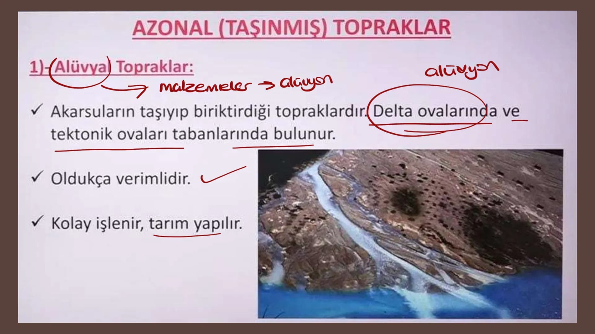 TÜRKİYE'DE SU, TOPRAK
VE BİTKİ 3ve4. zama
Türkiye'nin Akarsuları
Kaynakları yüksek dağlık sahalardır.
Yatak eğimleri fazladır.
Bu yüzden;
1.