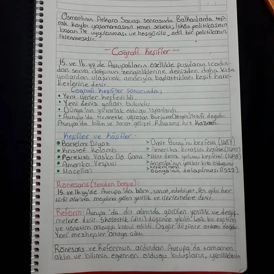 ~Sosyal Bilgiler~
~2.UNITE~
Osmanlı Devleti
Osmanlı Devleti 1299 yılında Osman Bey tarafından So-
gut-Domanic Gevresinde kurulmuştur.
Osmanl