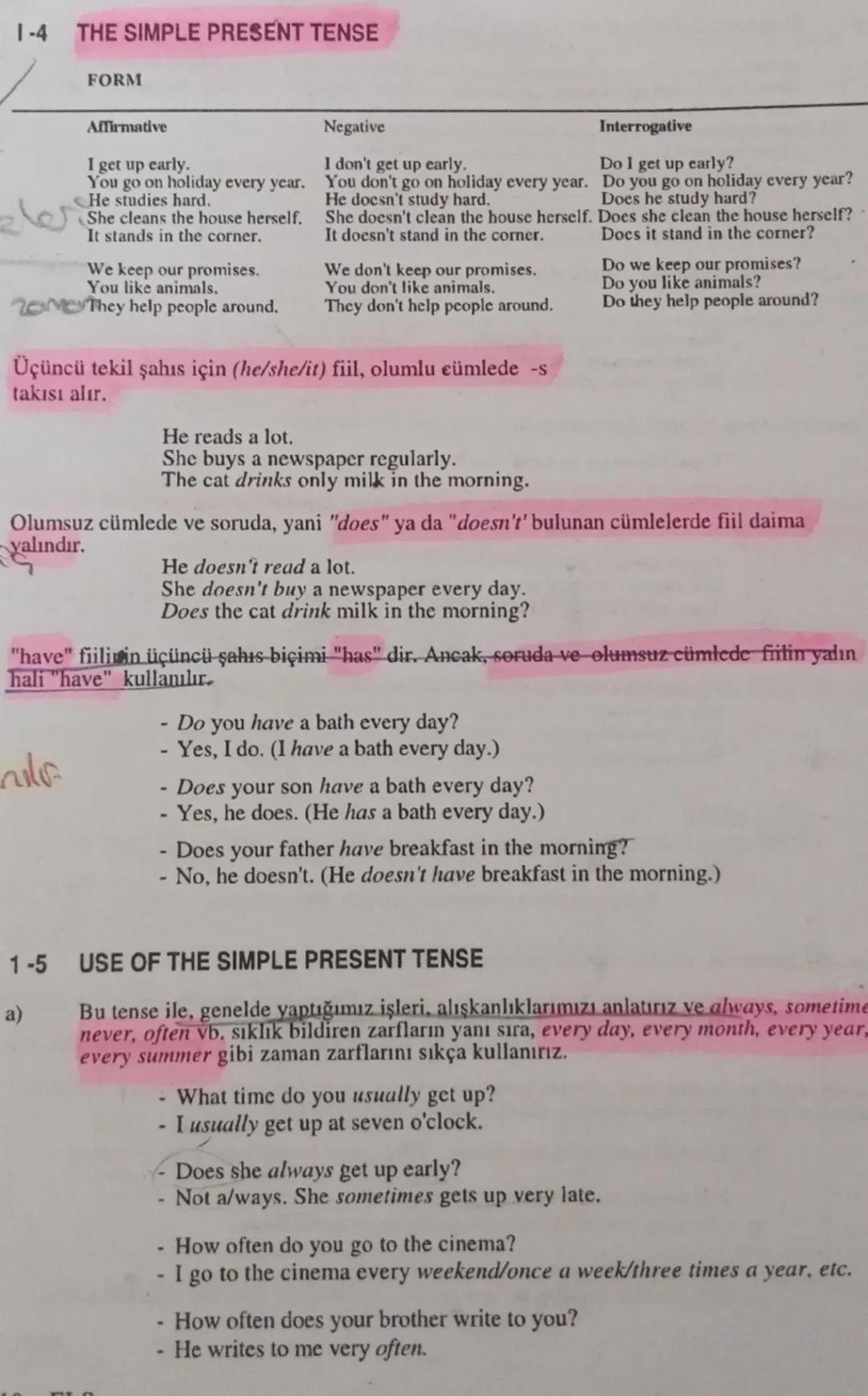 # 1-3 USE OF THE PRESENT CONTINUOUS TENSE

a)
Bu tense ile temel olarak içinde bulunduğumuz anda yapmakta olduğumuz eylemleri
anlatırız. Zam
