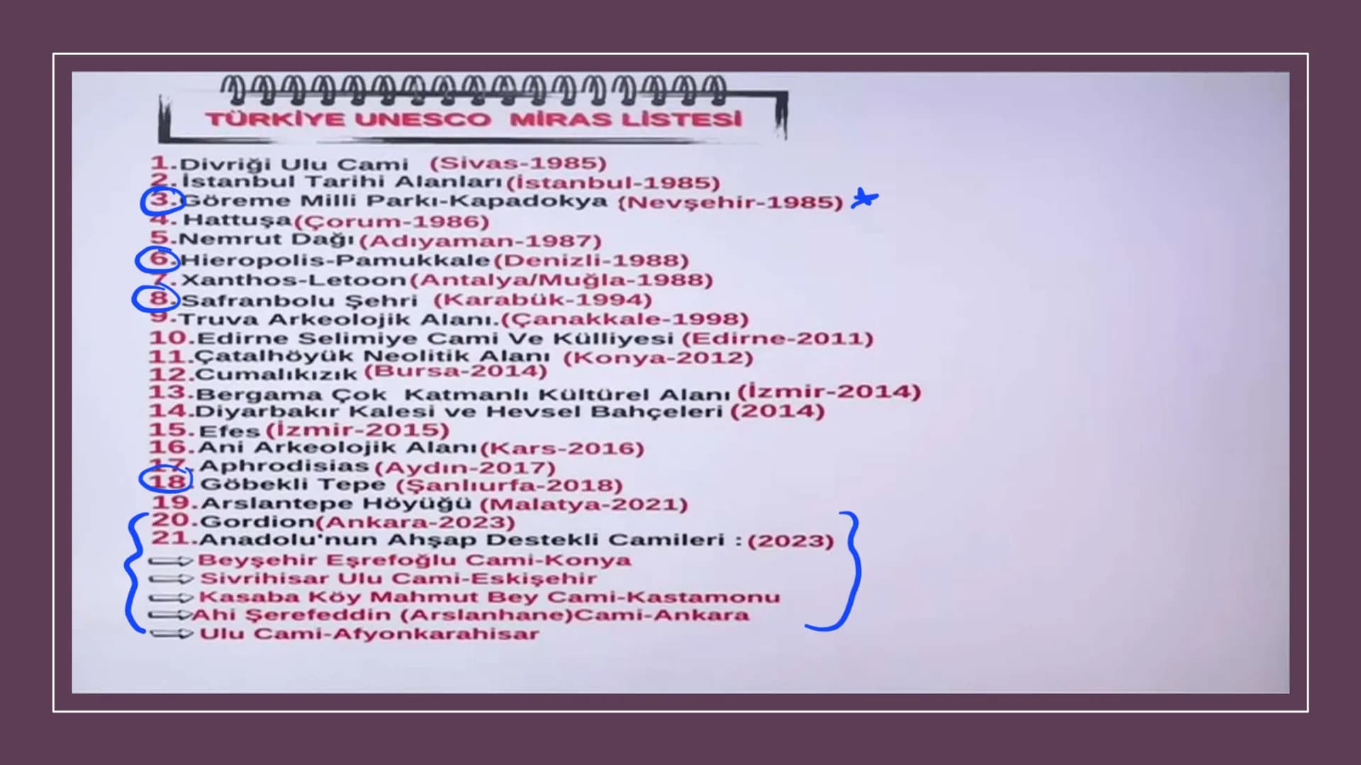 TÜRKİYE'DE TURİZM TÜRKİYE'DE TURİZM
İklim çeşitliliği, zengin bitki örtüsü, milli parklar, ilginç yeryüzü şekilleri, rafting,
paraşütçülük, 