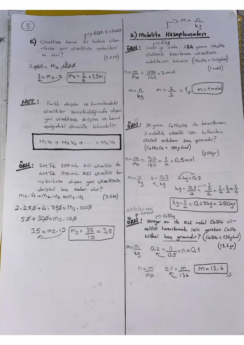 *
ÇÖRÜW-GÖRÜNEN ETKİLESİMLERİ
Bir maddenin bir başka madde içeri-
sinde özelliklerini kaybetmeden serbest
moleküller veya iyonlar halinde ho