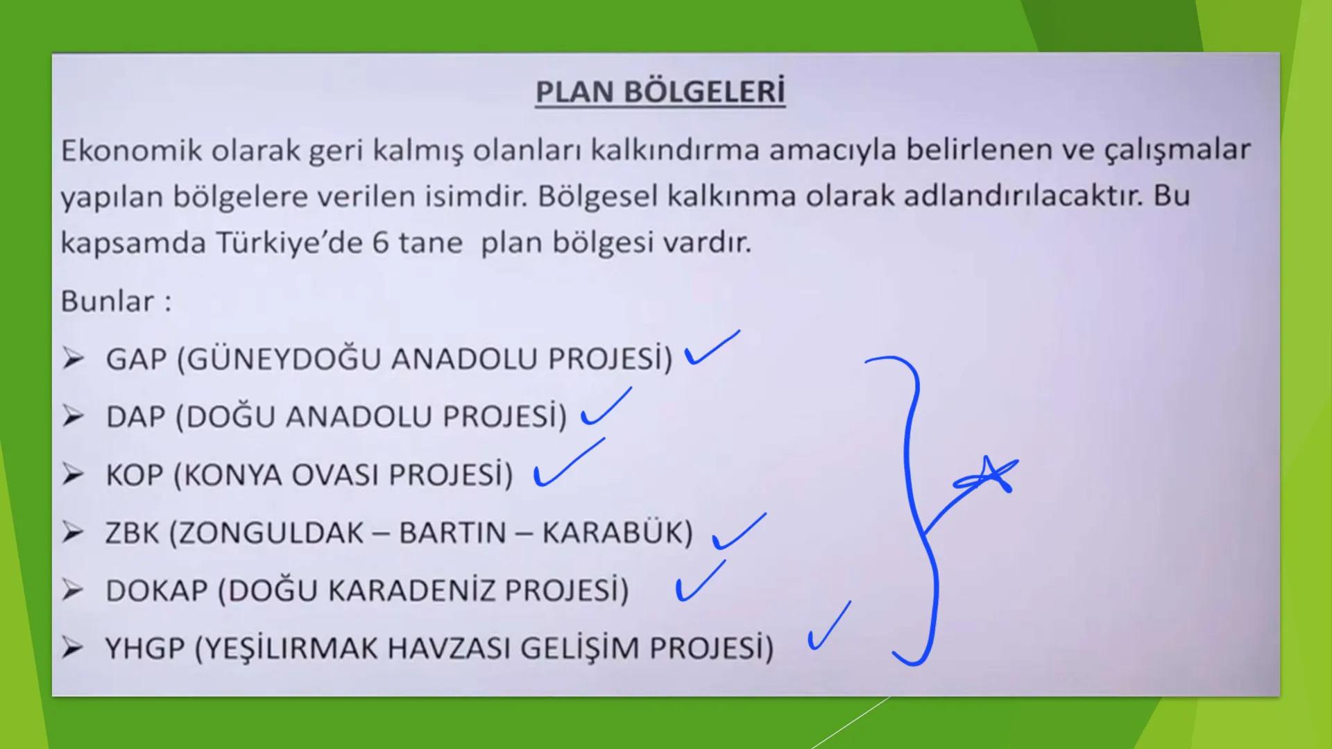 TÜRKİYE'DE BÖLGELER
Bölgeler
Şekilsel
Fiziki(Doğal)
Beşeri
"Nüfus Yoğunluğuna Göre Bölgele
*Sanayi Bölgeleri
*Dağlık Bölgeleri
"Ovalık Bölge