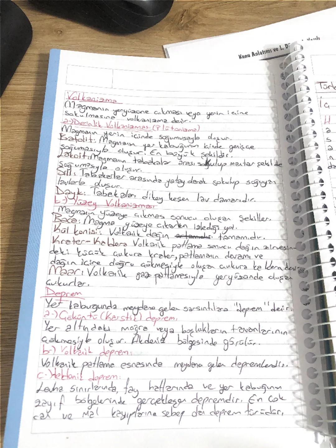 6R
12R

Şekild
göst

reng
öst

Tortul Kayaklar Fosiller sadece fortul kajaalade

faikal fortul toy
(kıcıntılı Dış kuvvetler
alisiyle Pariale