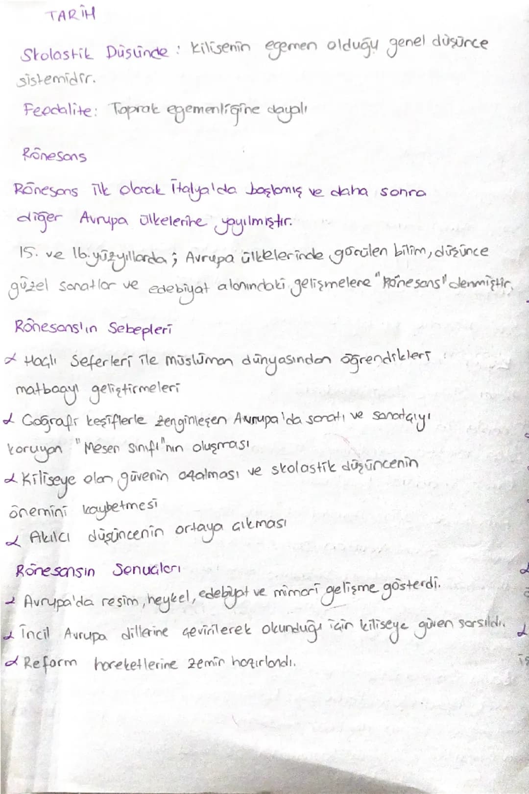 HUMANIST ve RASYONALIST FEISEFELER
Humanizm: Insoni değer kabul eden, onu her şeyin daūtü olarak
tonimlayan, insonin doğasını, yeteneklerini
