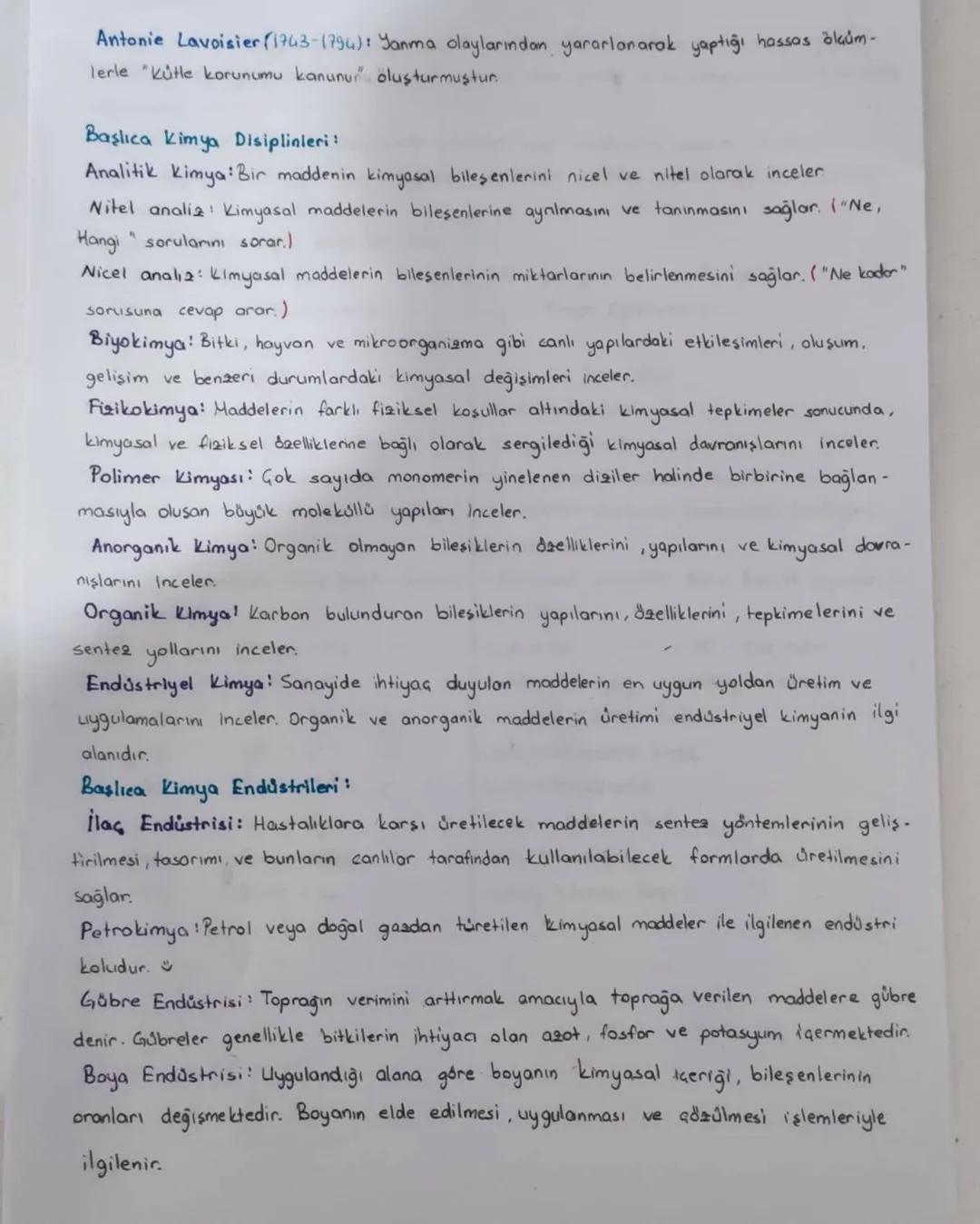 - Kimya Bilimi =
Simya (alsimi): Eski çağlarda değersiz metalleri altına çevirmek için veya içildiğinde
Blümsüzlük veren bir iksir yapmak gi