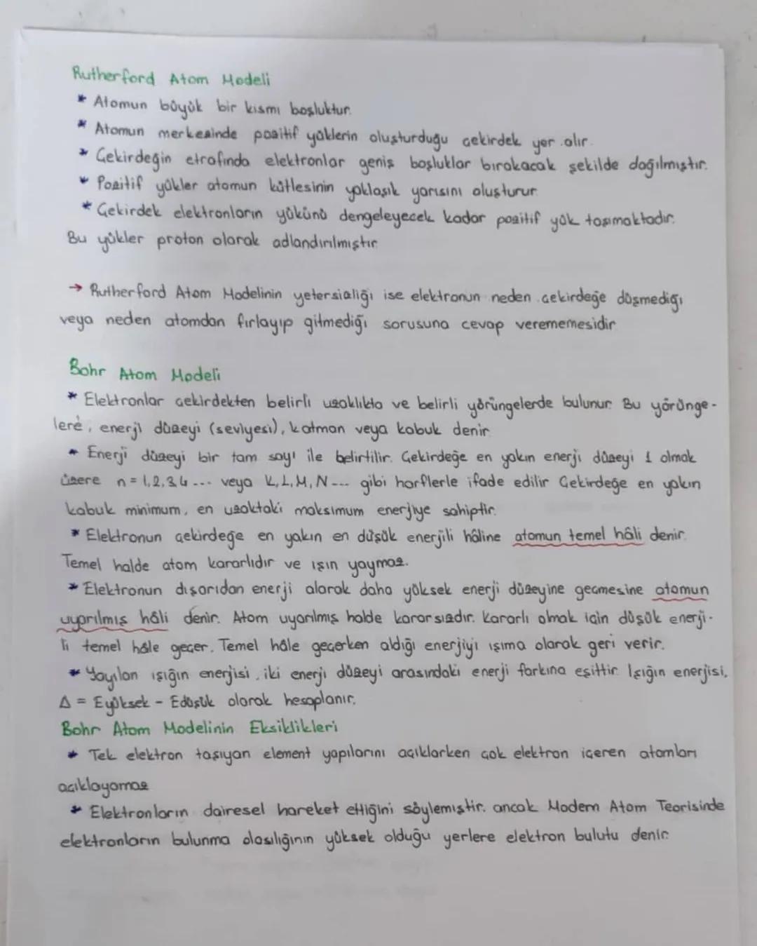 - Kimya Bilimi =
Simya (alsimi): Eski çağlarda değersiz metalleri altına çevirmek için veya içildiğinde
Blümsüzlük veren bir iksir yapmak gi