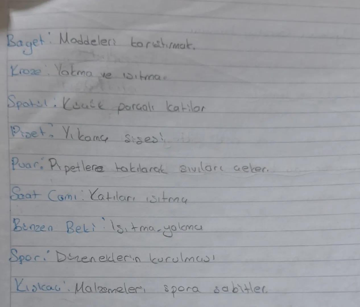 # Kimyasa | Maddelerin Kullanımı ve Güvenliği
Kimyasal maddeleri kullanırken rioklerin azaltılması için bazı ku-
rallara uyulmalıdır.

# Lab