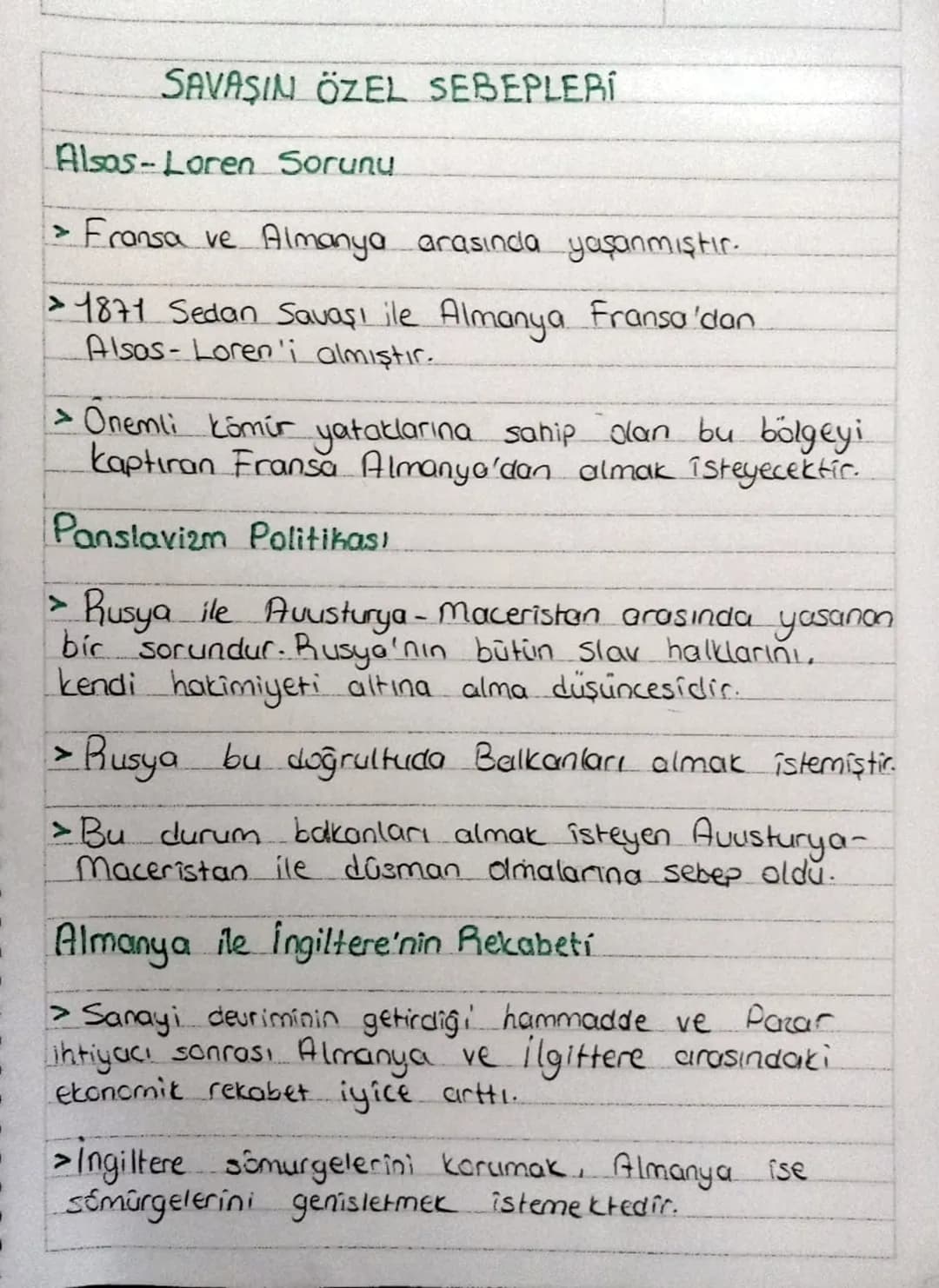 1. DÜNYA SAVAŞI VE NEDENLERİ
Savaş Öncesi Durum
Sanayi inkilabı ile Avrupa'da daha fazla hammadde
ve pazara ihtiyac duyulmuştur.
Fransız iht