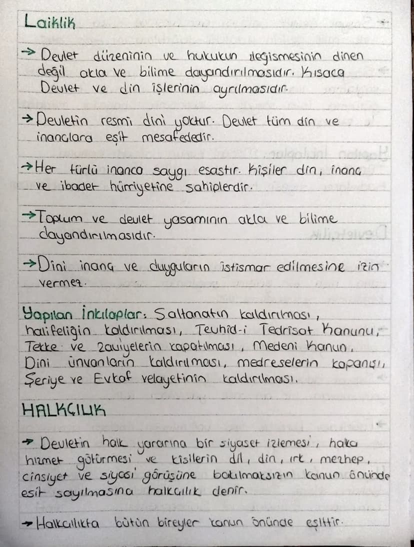 ATATÜRK İLKELERİ
Atatürk tarafından ortaya konan, temelini Atatürkçü
düsünce sisteminin oluşturduğu tam bağımsızlığı ve
Gagdas lasmayı amaçl