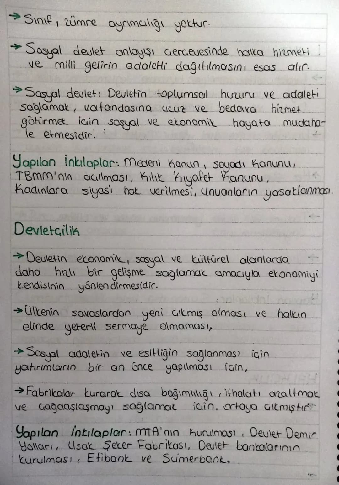 ATATÜRK İLKELERİ
Atatürk tarafından ortaya konan, temelini Atatürkçü
düsünce sisteminin oluşturduğu tam bağımsızlığı ve
Gagdas lasmayı amaçl