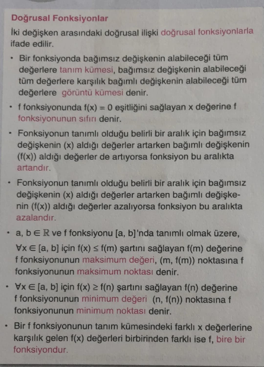 •
B
9
9
Doğrusal Fonksiyonlar
İki değişken arasındaki doğrusal ilişki doğrusal fonksiyonlarla
ifade edilir.
Bir fonksiyonda bağımsız değişke
