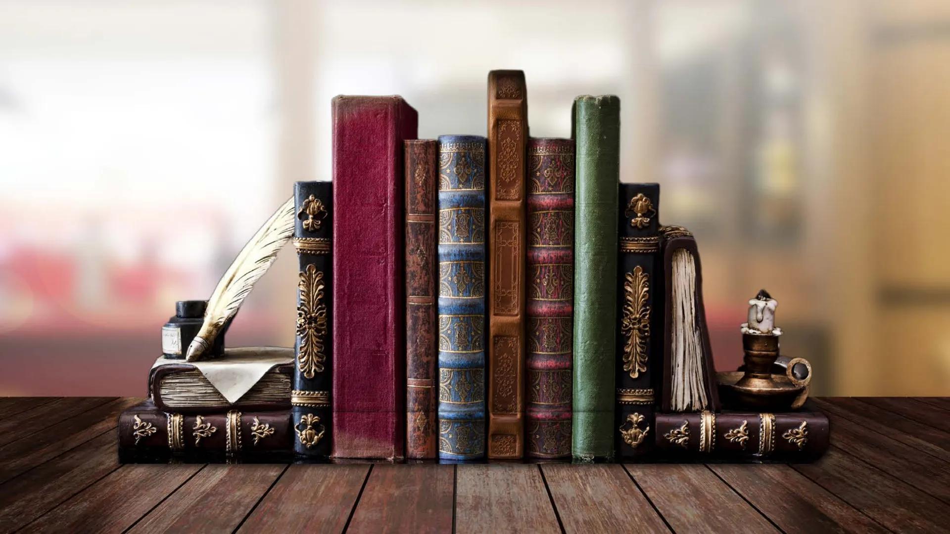 *
**
אדופן
YE CUMHURİYETİ
DO
*
RİYETİ MİLLİ EĞİTİM
TÜRK DİLİ VE EDEBİYATI
9. SINIF
HİKÂYE
HİKÂYENİN YAPI UNSURLARI; HİKÂYEDE TEMA,
KONU, ÇAT