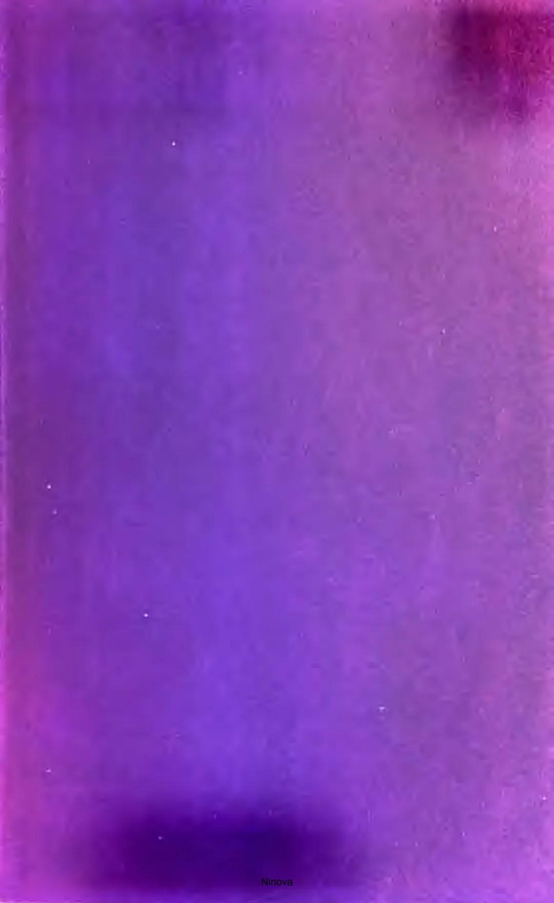 SELİN SOLARİS
# FANTOM
## ETKİSİ
DOĞA DÖNÜYOR
3. BASKI Piyanonun, ruhu dansa iteleyen notaları bir ipe sıralanmış gibi havaya
karıştı. Si