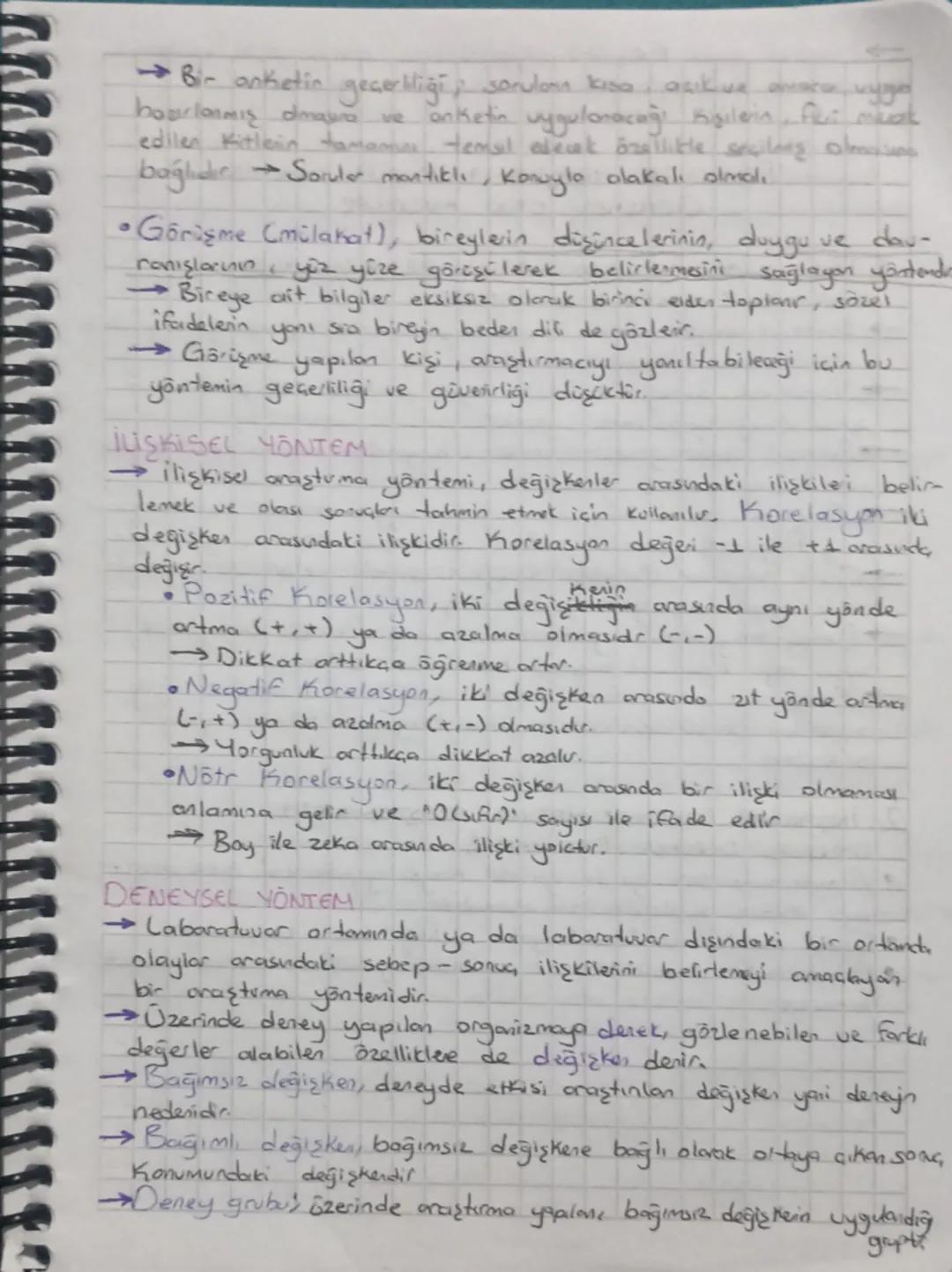# PSİKOLOJİ ARAŞTIRMALARINDA UYGULANAN
## YÖNTEM ve TEKNIKLER
BETİMSEL YÖNTEMLER
* Gözlem, bir organizmanın içinde bulunduğu durumuna ve