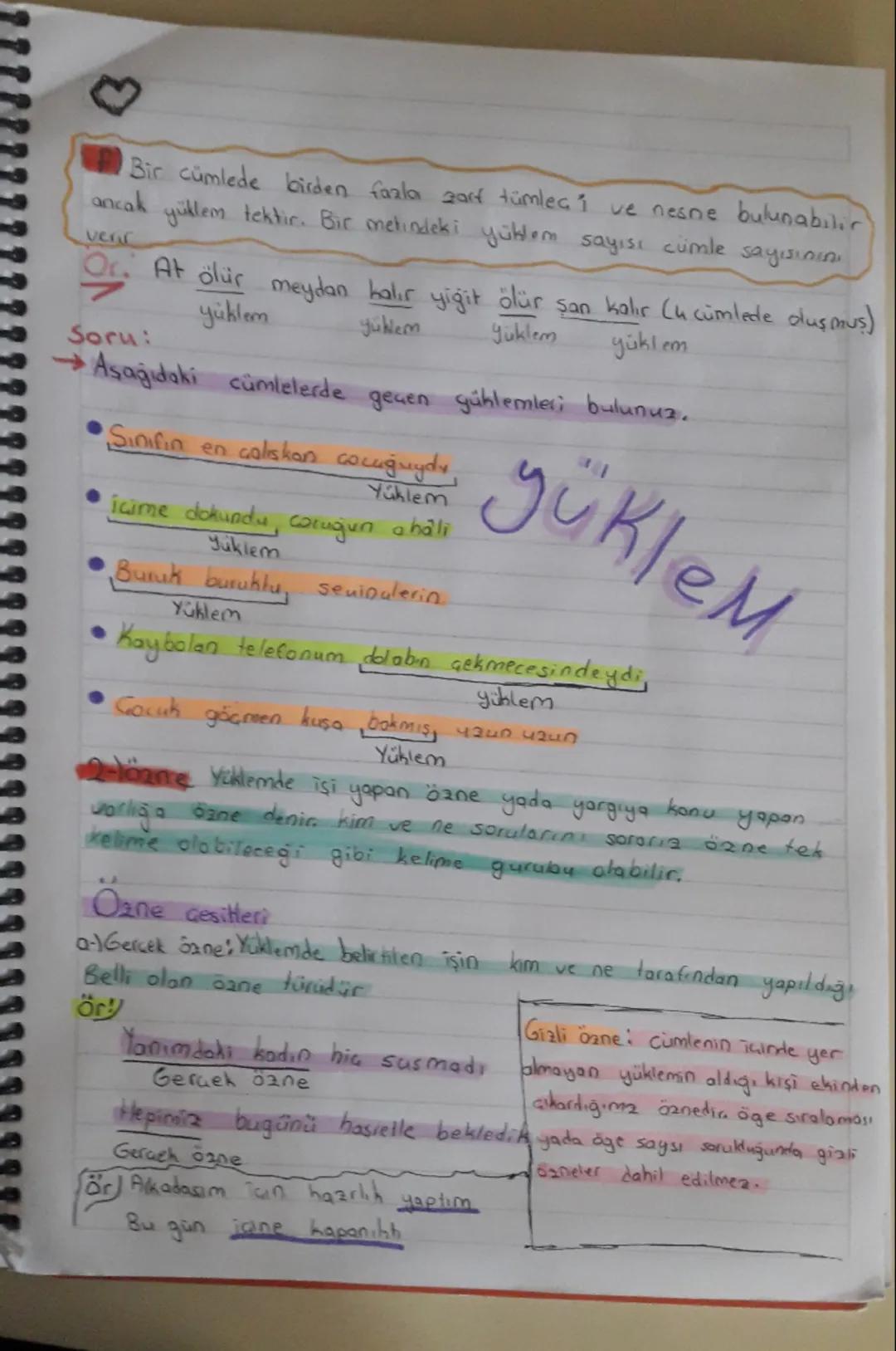 Bir cümlede birden fazla zarf tümlesi ve nesne bulunabilir
ancak yüklem tektir. Bir metindeki yüklem sayısı cümle sayısının
verr
Or. At ölür
