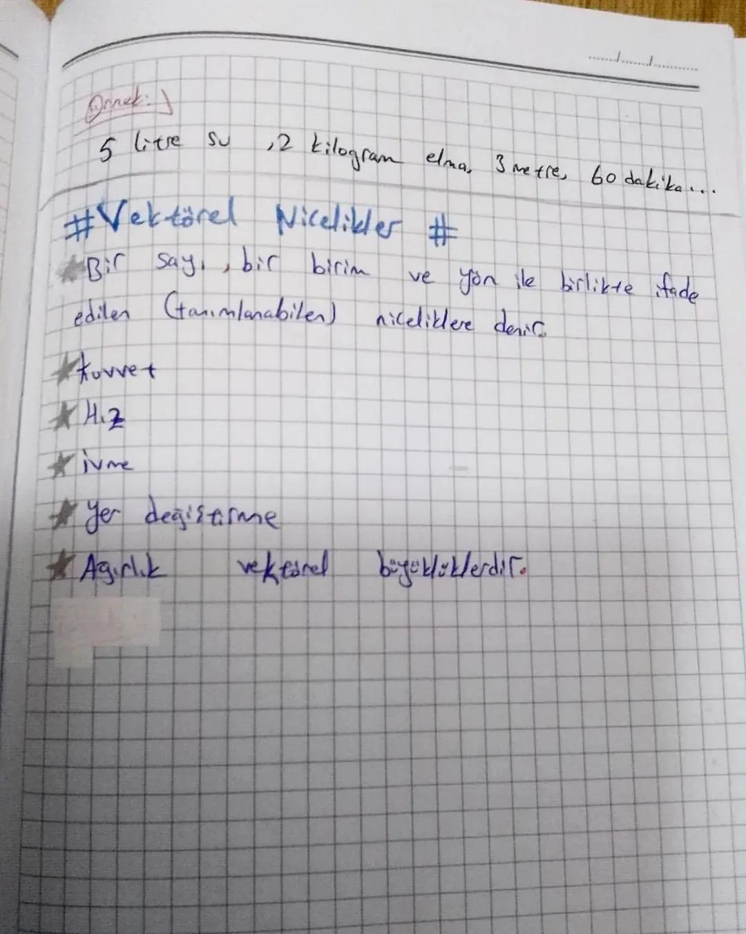 Fizik
NEDIR?
Madde ile
enerji arasındaki
etkileşimi inceleyen
ve
eviende
gerçekleşen olaylar hakkında açıklama yapmaya
GaliƐan
bilim
dalidir